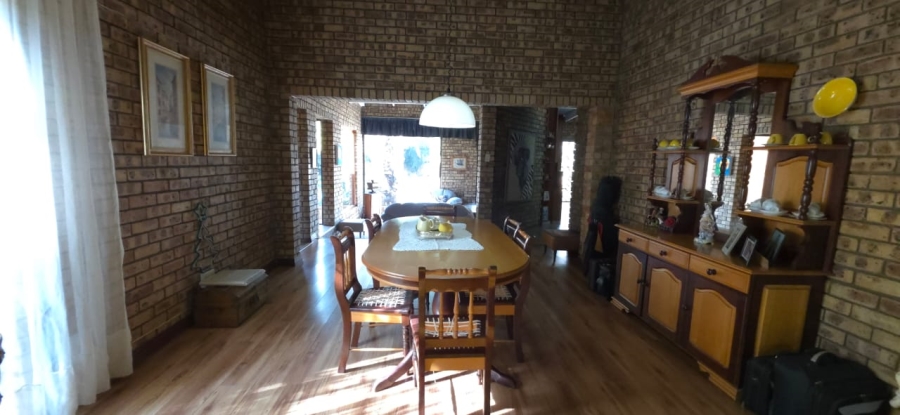 7 Bedroom Property for Sale in Wilkoppies North West